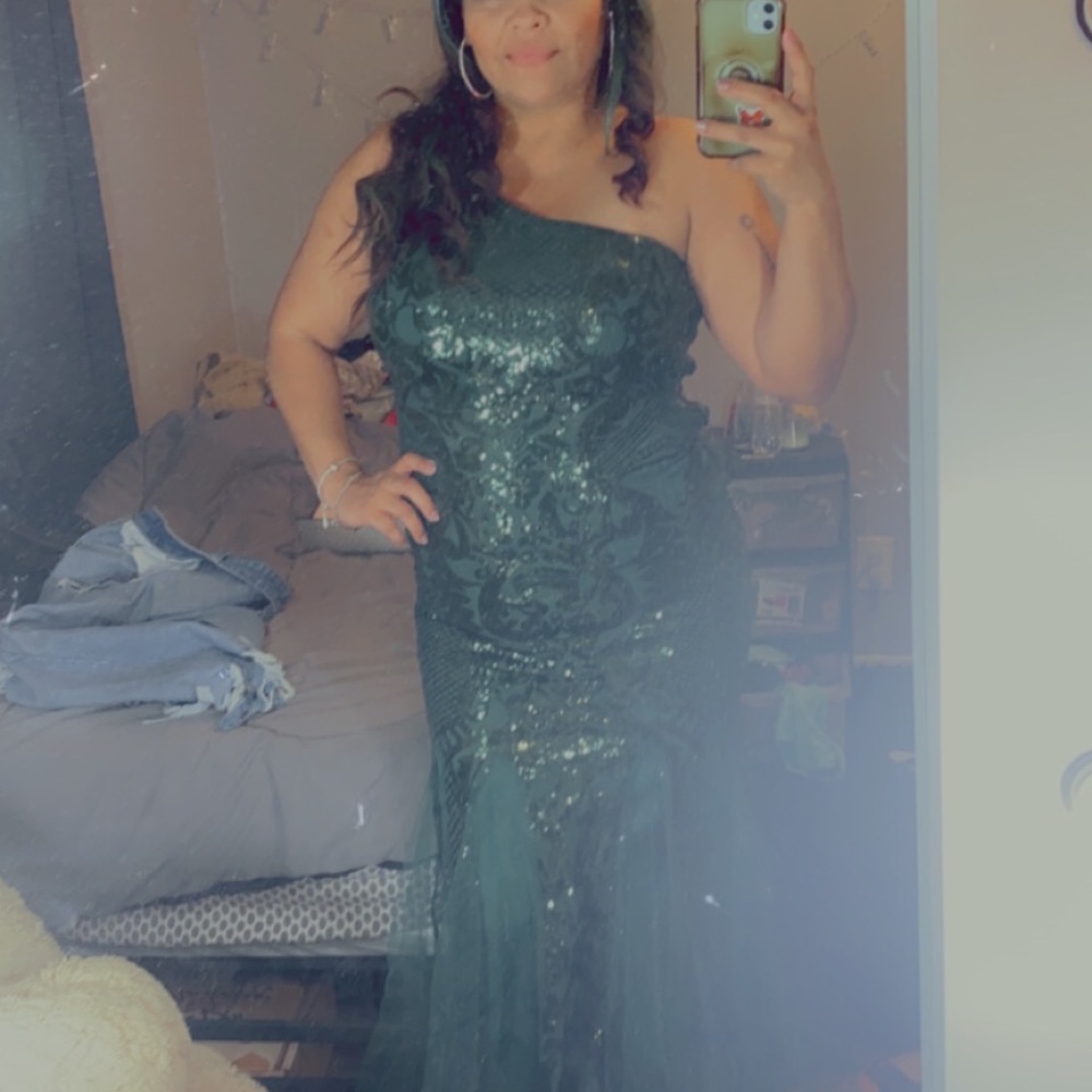 Green Night Dress